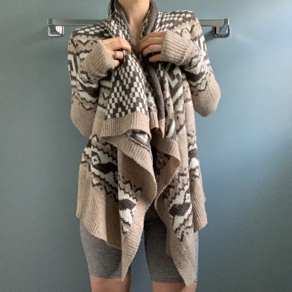 Abercrombie and Fitch woman’s cardigan size XS